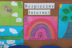 i2