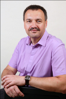 zdjęcie dyrektora szkoły 